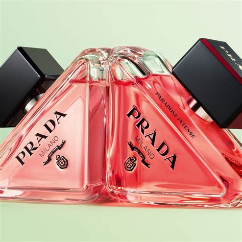 prada paradoxe valentino